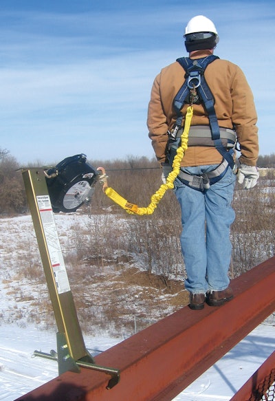 Ezlineretractablehorizontallifelinesystem 10077970