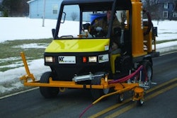 With a striping speed of 10 mph and over-the-road speed of 25 mph, the Kelly-Creswell WV-50C-AL has plenty of productivity capacity for striping roadways.