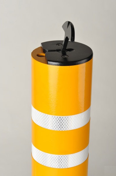 Retractable Bollard 11