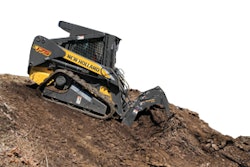 Features such as single-flange front and rear idlers and crawler-style rollers on New Holland compact track loaders help to prevent detracking on inclines.
