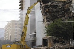 Cherry Demolition had to demolished the 7-story Savoy Hotel in Houston without damaging the nearby buildings and minimizing impact to Main Street infront of the demolition site.