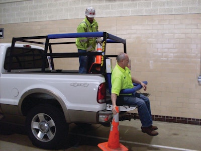 4conecageworker1 10682639