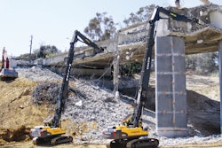 Two Volvo EC460CHR high-reach demolition machines were used to demolish two lanes of the four-lane, 578-foot-long bridge that carries Mulholland Drive across the 405