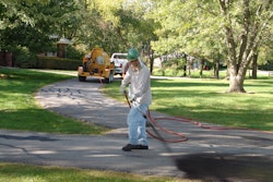 cumulative water loss happens rapidly in the early stages of film drying—in other words the first 80-90% of the film dries relatively fast, but the release of the last 15-20% of water takes much longer, requiring the right set of ambient and pavement conditions. For optimum performance, all water must leave the film: 80-90% is not good enough.