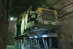 Stertil Koni Vehicle Lift 10783921