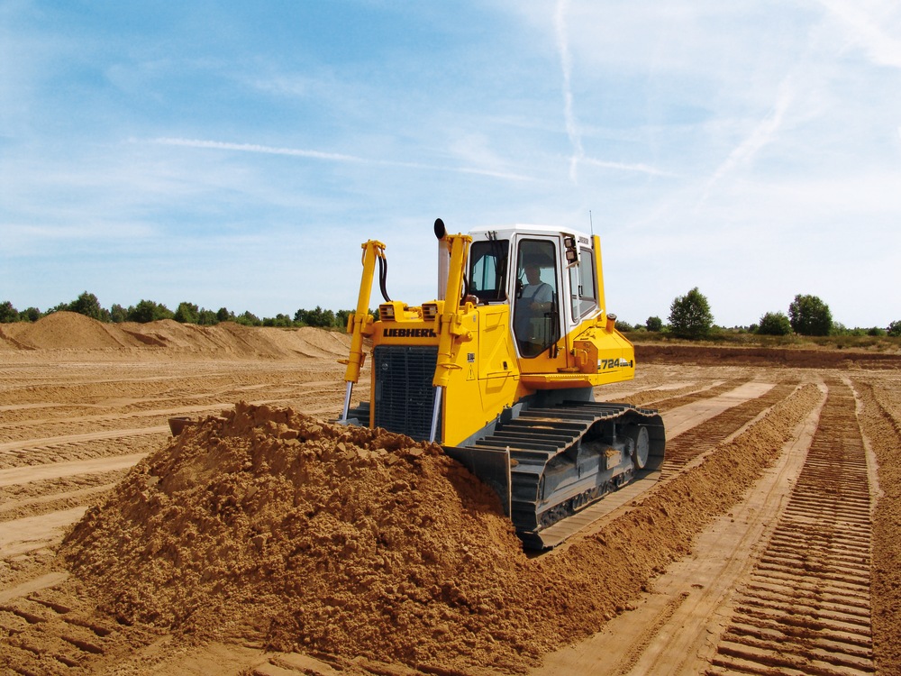 The Liebherr PR 724 Litronic incorporates a hydrostatic drivetrain for up to 20% less fuel consumption, depending on the application.