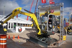 Wacker Vertical Digging Demo Conexpo
