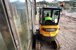 Video: Volvo Compact Excavator ECR25D