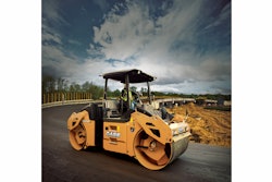 The new LCD screen on Case DV209C and DV210C asphalt compactors displays machine settings such as how much water is in the water tank, fuel levels and fault codes.