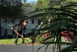 Video: How Quick Service Estimates And Invoices Mobile App Works