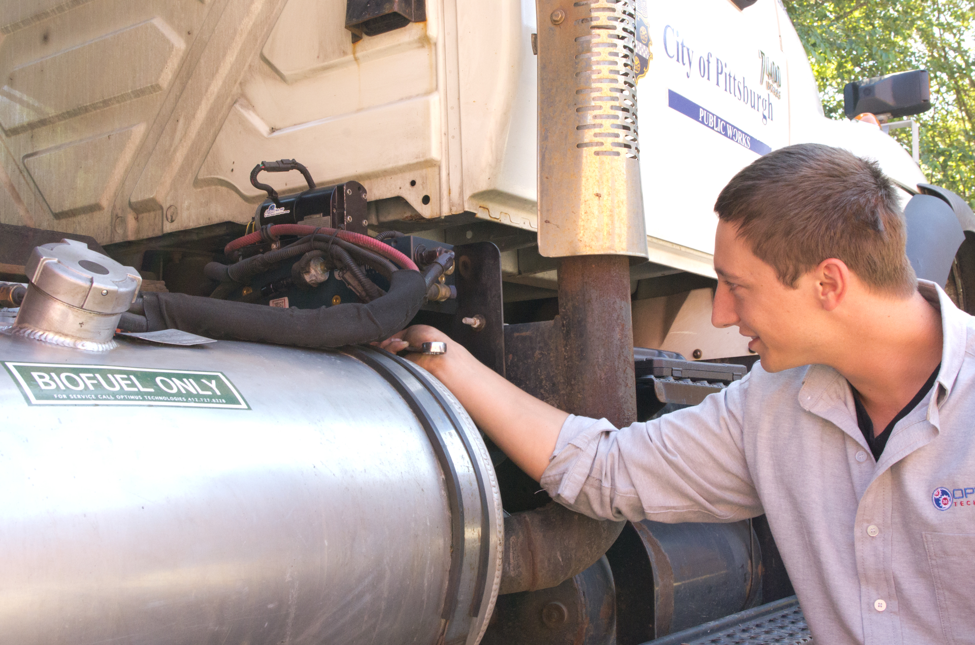 These systems refuel in the same amount of time as with diesel, without any special training or certifications. The maintenance is simple and only requires a simple, bi-annual replacement of a fuel filter within the Vector Manifold.