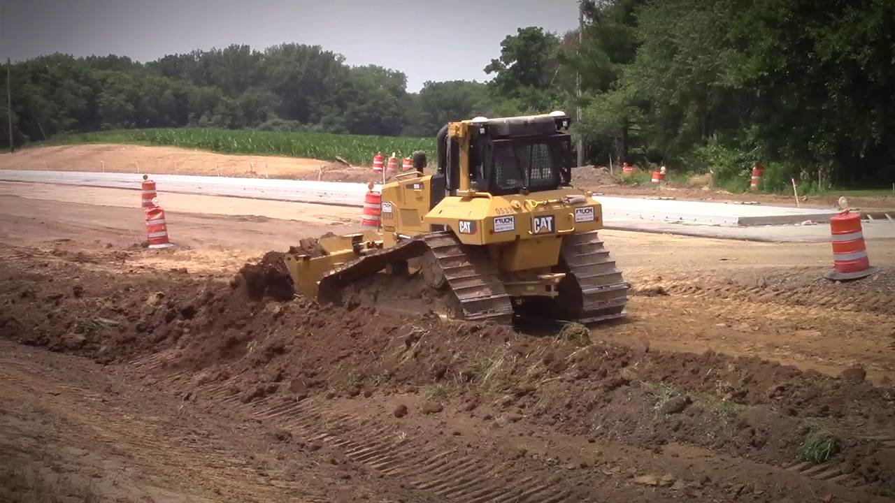 [VIDEO] Contractor Shares How Cat GRADE with 3D Makes Grading Fast and Easy