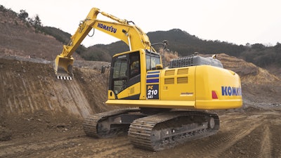 Komatsu Pc210 L Ci 11 Action2