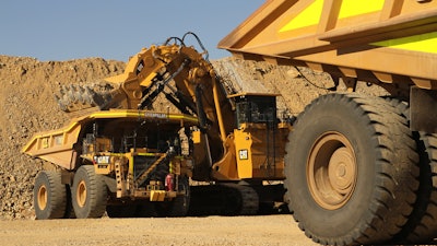 Cat 793 F Autonomous Trucks At Loading Face