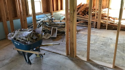 All the lumber was reused with 23.04 tons donated to a local school in Minnesota.