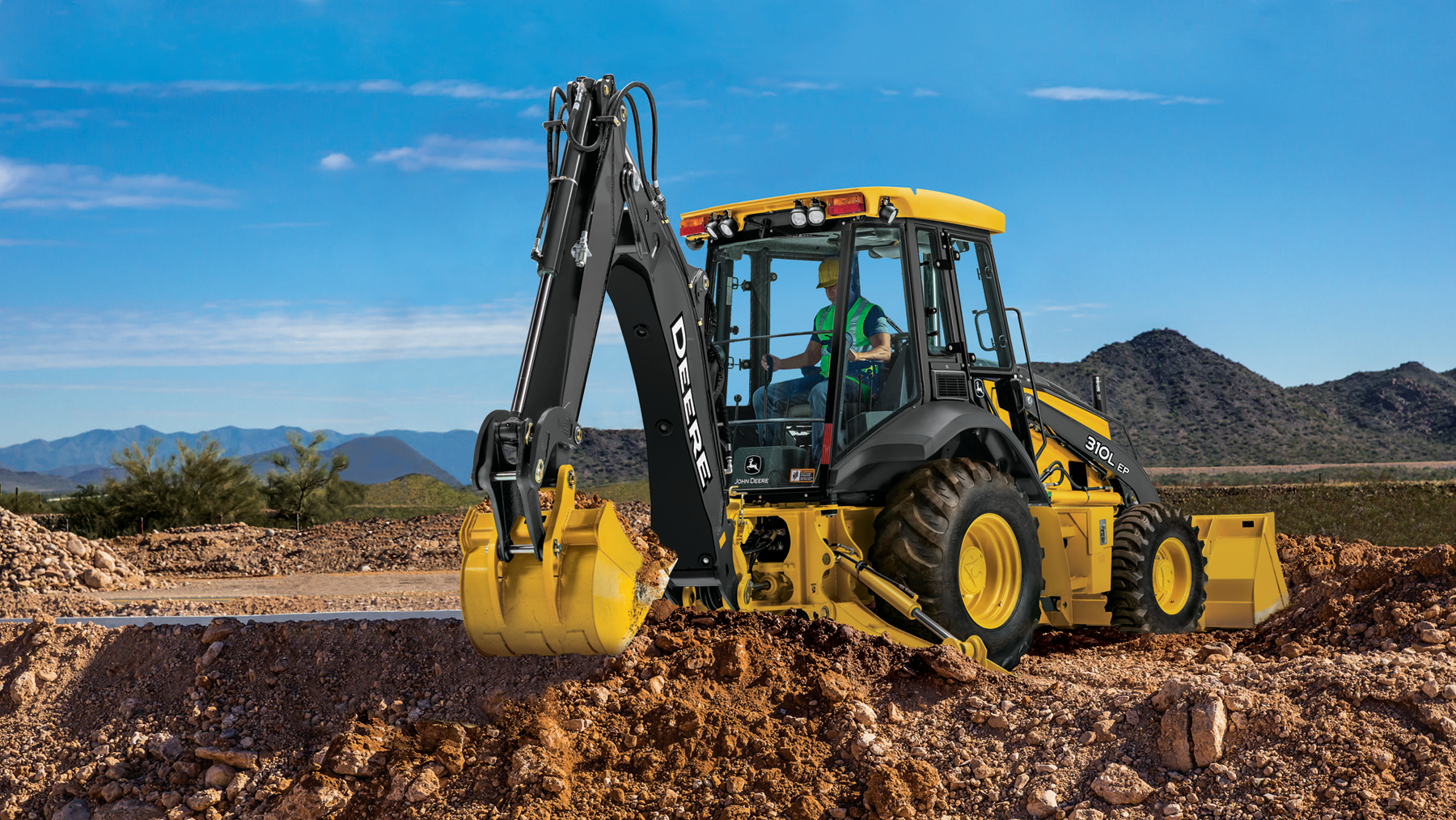 Models, such as the John Deere 310L EP, size the engine under the 56-Kw power limit, therefore allow simplified aftertreatment solutions.