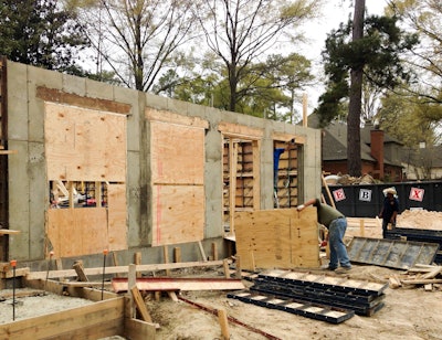 By concentrating on the exterior walls of homes as a subcontractor Tabor hopes to complete work on over 300 homes in the 2019 season.