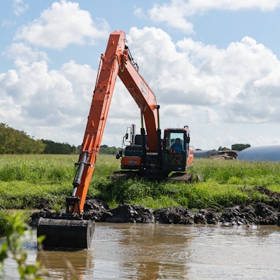 Whenever you put longer booms or arms on a machine, there are tradeoffs to consider. The biggest is machine balance. The center of gravity is moved further from the center of the machine. Image source: Doosan