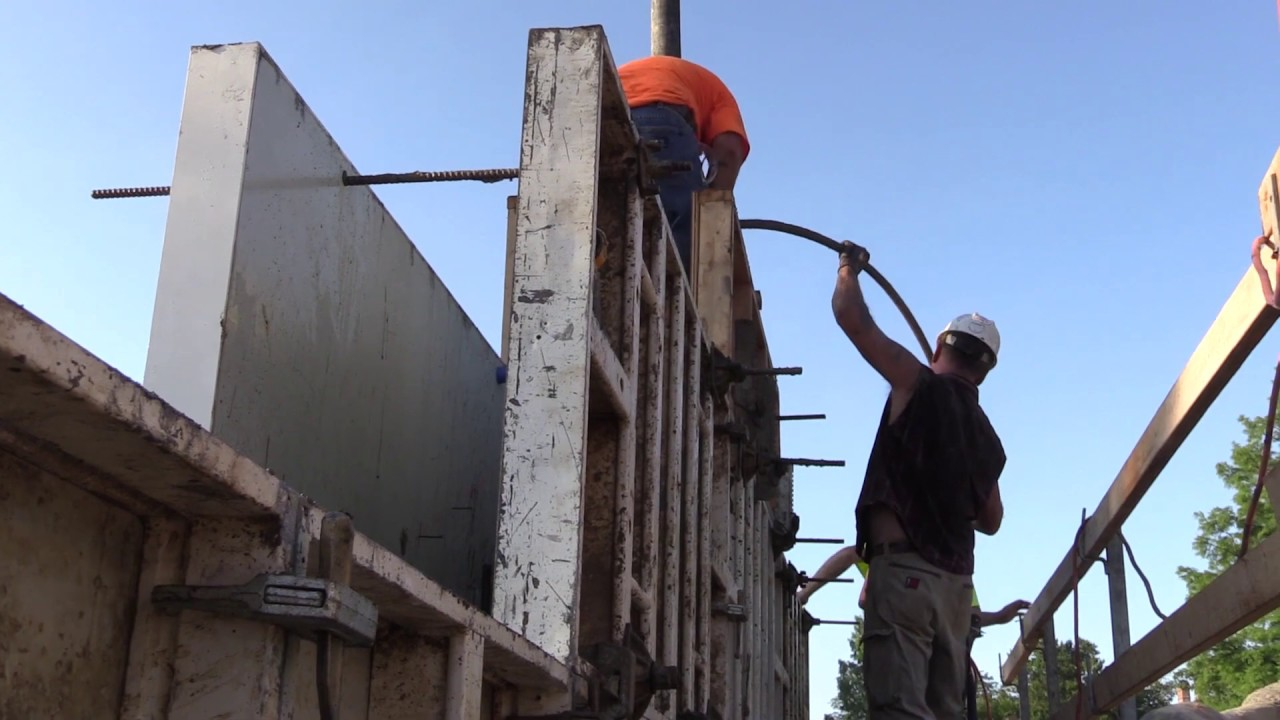 Maxresdefault 5d445950abcca