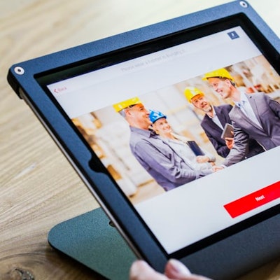Today, business owners can manage their entire operation all from their smartphone or tablet. They also have the ability to go paperless with the use of electronic signatures.