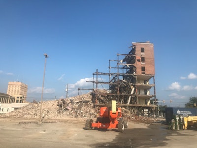 Target Contractors was able to recycle 215 gross tons of metal and 604.4 tons of clean concrete.