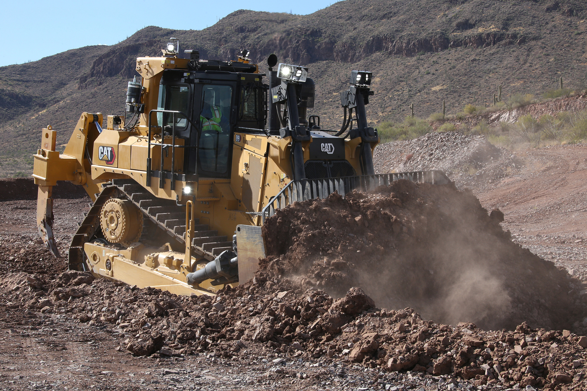 Cat D9 Dozer Pushing Dirt