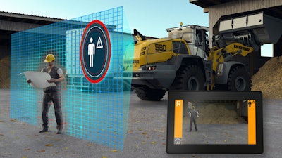 The moment the active personnel detection system identifies a source of danger, the brake assistant slows the wheel loader down to a standstill.