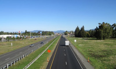 New pavement on northbound I-5 through Skagit County wins new Perpetual Pavement By Conversion Award.