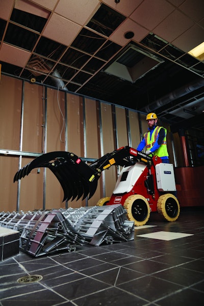 Cu E Dingo The Toro Company