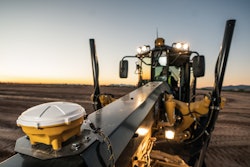 Mastless Trimble Earthworks systems improve the range of grader moldboard motion and keep operators from having to climb around mounting receivers on masts.