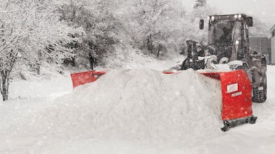 Fisher Wstrn 2020 Piledriver Hero 6x4 300dpi