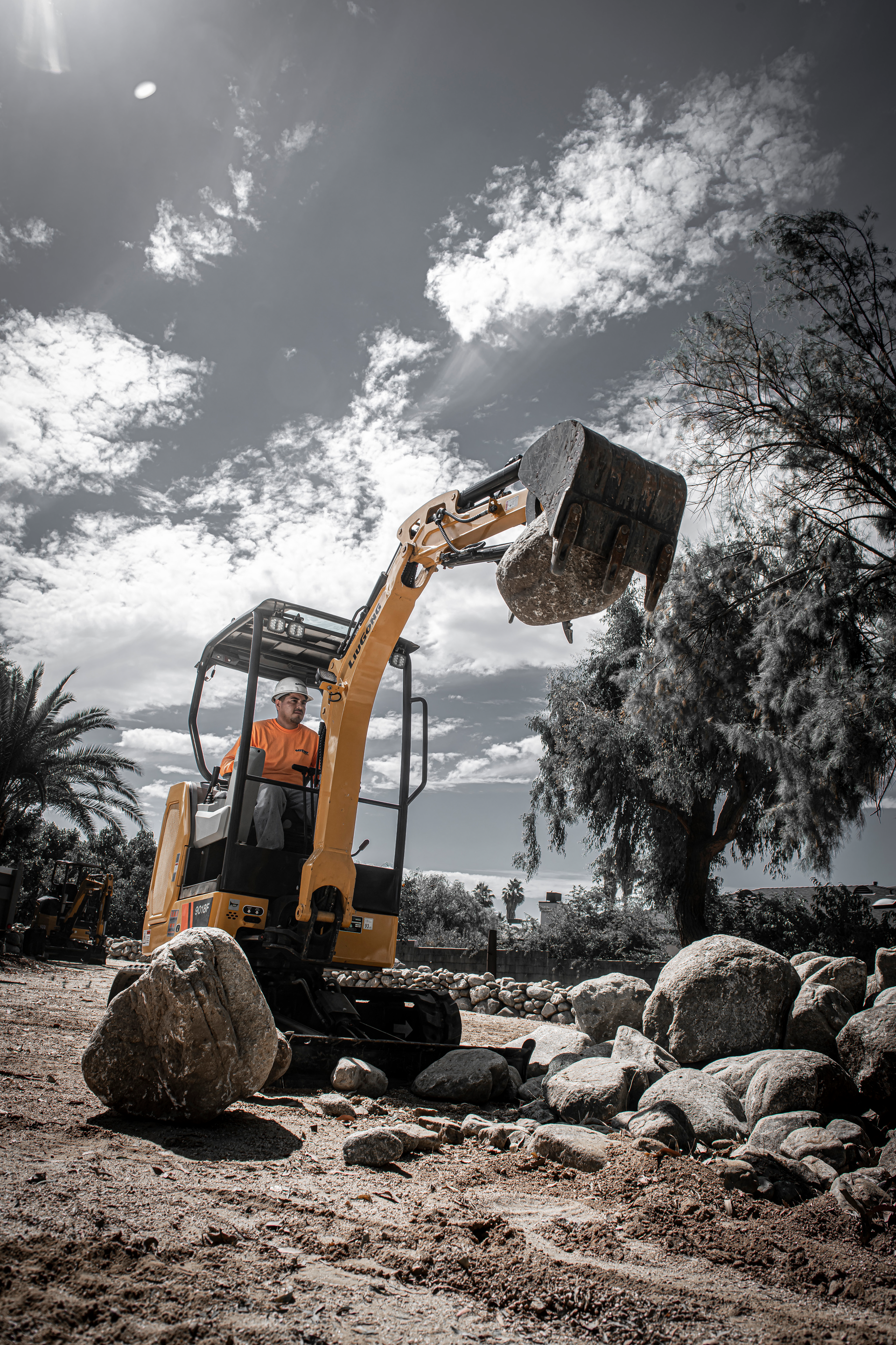 Liu Gong 9018 F Excavator