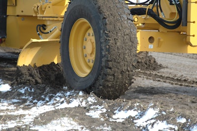 Volvograder Tire