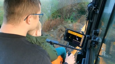 Unicontrol Chief Commercial Officer Ehsanullah Ekhlas said the company is offering a software-centric approach that makes using excavators, wheel loaders and backhoes more intuitive.