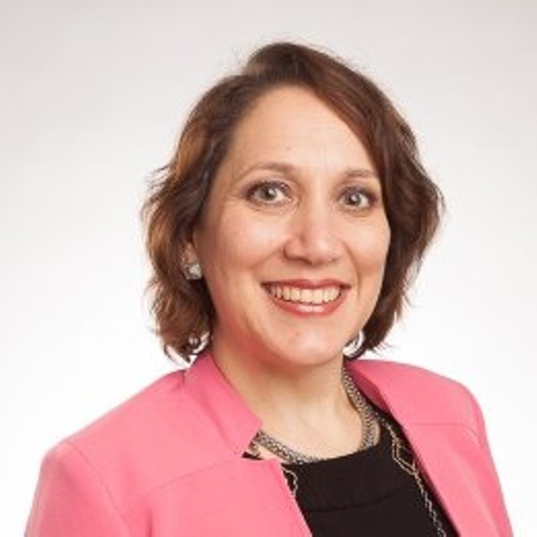Ellen Comeaux Hi Res 2 Headshot