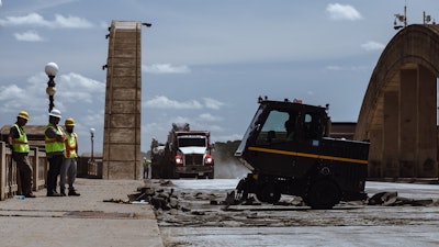 The Viking ride-on scraper is powered by a 49.5 hp turbo diesel Kubota engine and features an 18-gallon fuel tank.