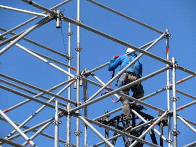 Falls are the leading cause of workplace injuries and even deaths in the construction industry. Working at heights of any level increases these workers’ risk of injury from falling.