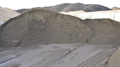 Guide to Internally Cured Concrete Pavement Production