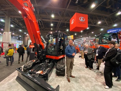 The KUBOTA team prepares for the press conference.
