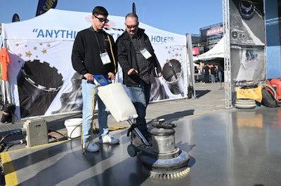 Outdoor Silver Lot Polisher