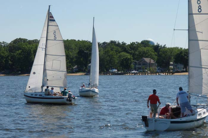 Guests can learn the basic skills of sailing and team work by booking destination management company District Experience’s new sailing regatta teambuilding programs. Beginners and experienced sailors alike can participate in afternoon lessons at the Chesapeake Sailing School in picturesque Annapolis. After the lessons, the day ends with a chance to race the sailboats, followed by a barbecue or crab feast.