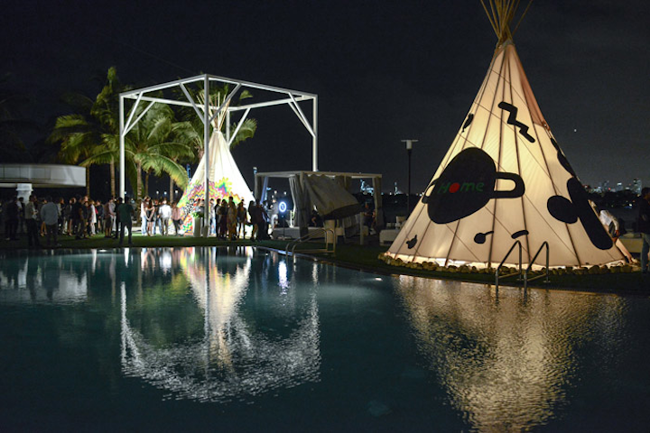 The Teepee Project, featuring two 22-foot hand-painted teepees by artists Jen Stark and Misaki Kawai, were on display at Mondrian South Beach from December 2 to 14. The hotel launched the project with a dinner party on the property.