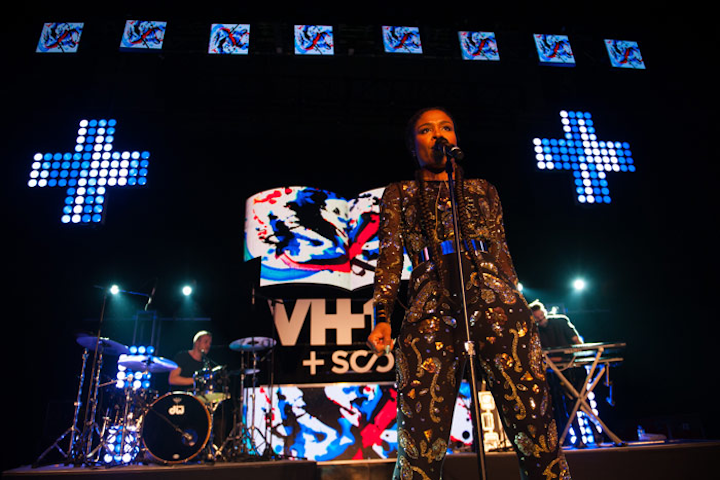 Danish singer-songwriter Nabiha (pictured) performed at the show, as did Kasseem “Swizz Beatz” Dean.