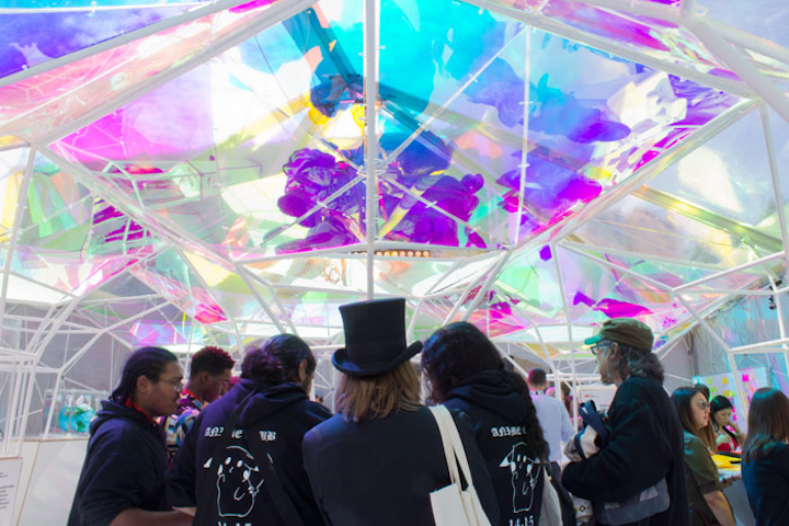 During SXSWi, 3M LifeLab was created using the company’s products, including Dichroic glass films, aluminum tubing, 3-D printed joints, and Scotchlite reflective fabric panels.