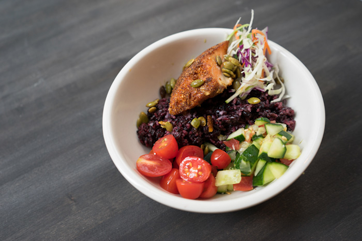 Opened in August, Inday is a healthy Indian-inspired fast-casual restaurant in the NoMad neighborhood of the city that offers event catering for in-office lunches. The seasonal menu features flavorful bowls with a choice of shredded vegetables, grain, rice, or salad, plus a protein (chicken, steak, salmon, turkey, or smoked tofu) and garnishes (hot sauce, yogurt, pickled raisins, micro greens, and lentil crisp). Each catering portion serves eight to 10 people. A $15 delivery charge applies; free in-store pickup is also available.