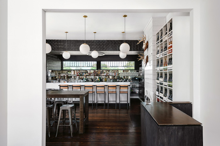 Rosewood has brought South Texas cuisine to East Austin since mid-May. The remodeled Victorian home features a variety of rooms, including the eight-seat bar, dining room with 12 tables, private dining room for 10 guests, and front outdoor porch. The open kitchen features the seven-person Chef’s Counter.