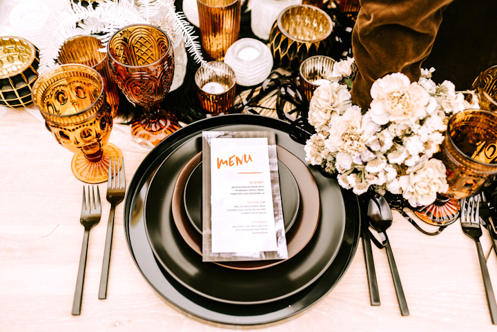 Inessa Nichols Design handled floral design, while Type J Creative handled the stationery.