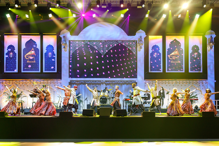 Performances came from rock band Cheap Trick and Grammy-winner Gloria Gaynor; Grammy nominee Sara Gazarek and DJ Michelle Pesce also performed. E Plus Productions provided additional on-theme entertainment.
