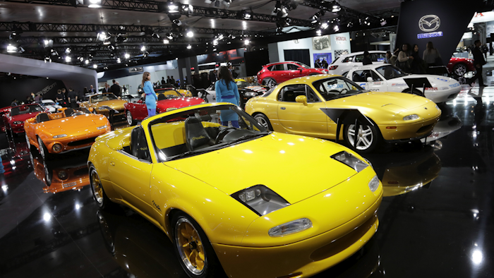 Mnet 182457 Auto Show Mazda Minn