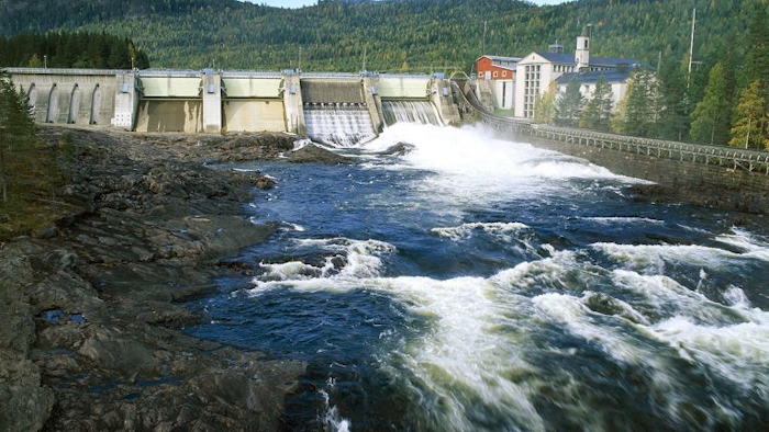 GE’s digital hydro software collects hydropower plant data on metrics like vibration, temperature and output, and uploads it to the cloud, where Predix — GE’s platform for the Industrial Internet — organizes and analyzes it. (Image credit: GE Reports)